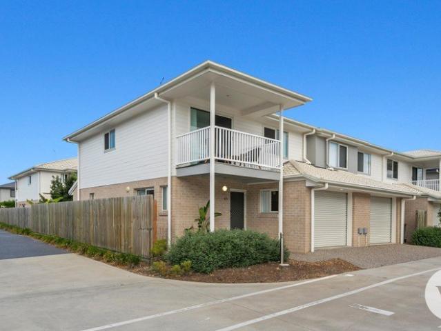 Near New Townhouse in a Resort Style Nudgee Complex