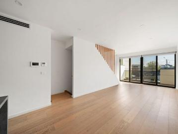 Near new Tri Level Townhouse in Prime Location