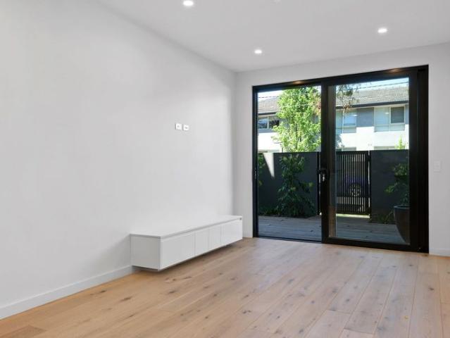 Near New Two Bedroom Apartment