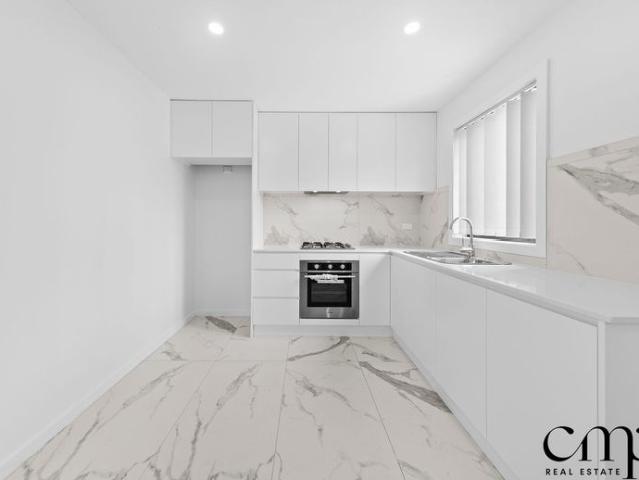 Near New, Two Bedroom Granny Flat!