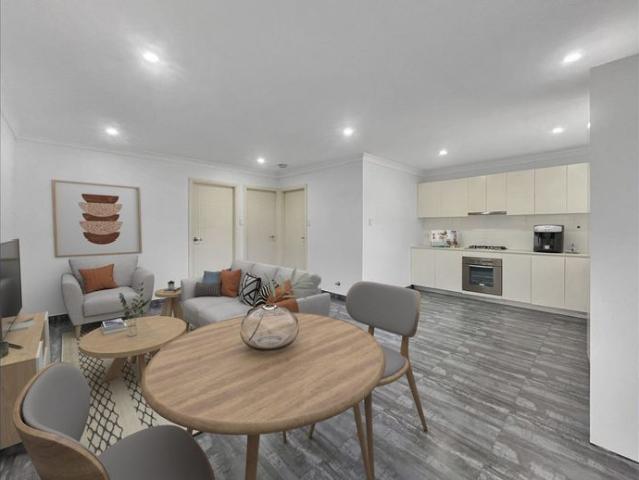 Near New Two Bedroom Granny Flat – Water & Gas Included!