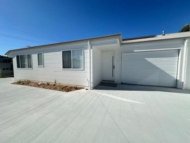 Near New Unit 1 of 3 in Block
