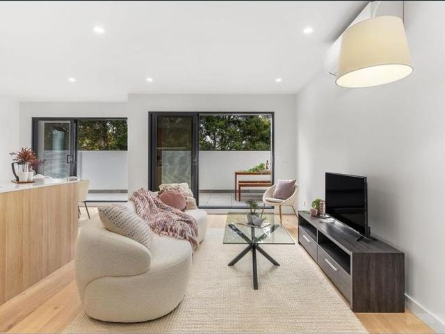 Near New Abode with a Five Star Focus and Amazing City Views!