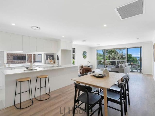 NEAR NEW AND MOVE IN READY!