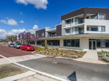 Near New Apartment Close to Carousel Shopping Centre
