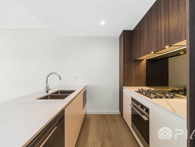 Near new apartment for lease now!
