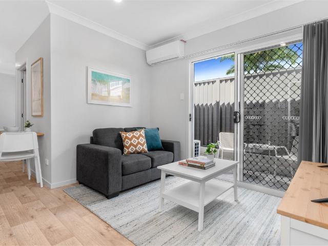 NEAR NEW BALD HILLS STUDIO UNITS CONVENIENT LOCATION