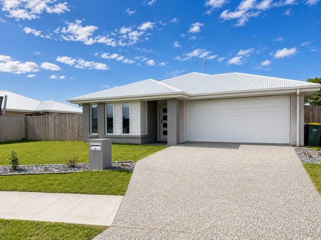 Near New & Beautifully Designed