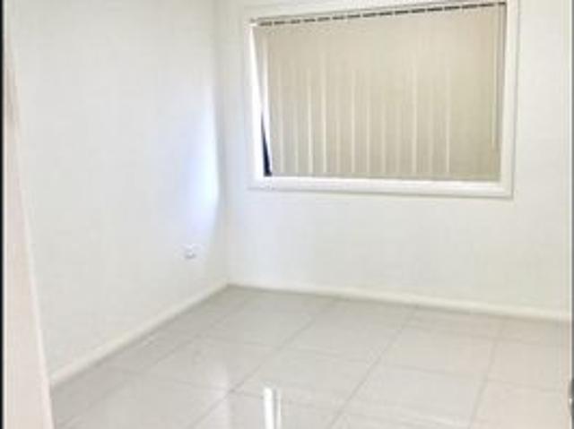 Near New Brick Built Granny Flat In Ingleburn!