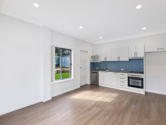 Near new build 2 Bedroom Flat