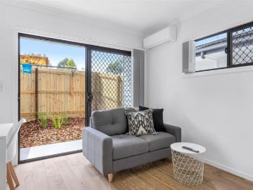 NEAR NEW CENTENARY VILLAGE STUDIOS