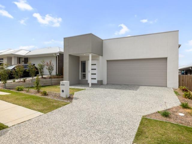Near New Comfort on a Generous 402sqm Block in Greenbank