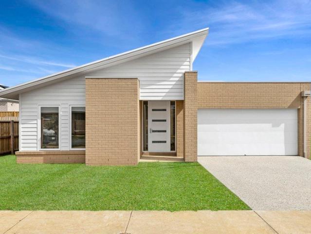 Near New Contemporary Home!