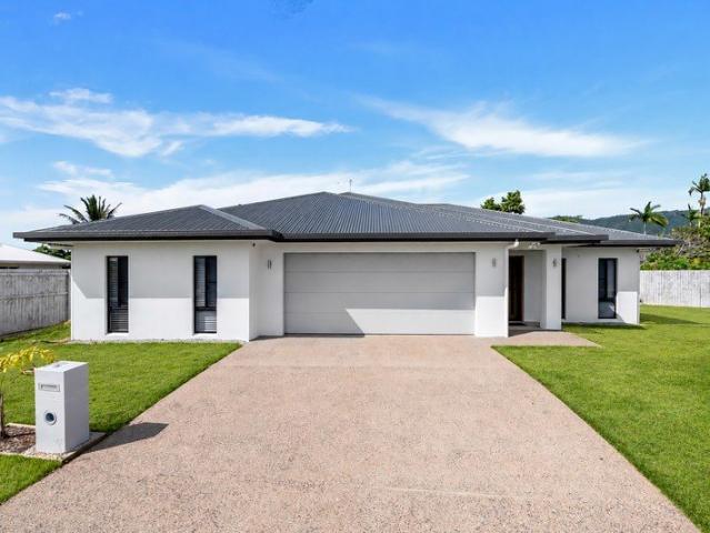 NEAR NEW, CONTEMPORARY HOME OOZING STYLE & SOPHISTICATION!