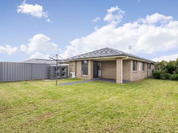 Near New Duplex
