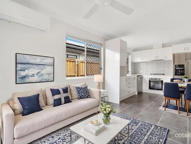 Near new duplex in popular area