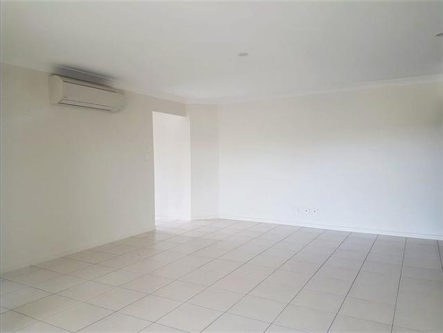 Near New Duplex in the Sanctuary Estate