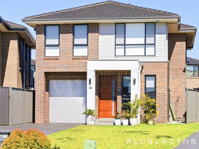 Near New Family Home with Dual Living in Prime Marsden Park Location