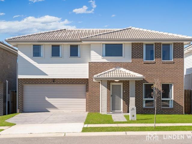 Near New Family Home in the Heart of Hills of Carmel Box Hill