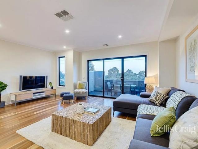 Near New Family home sure to impress you come and inspect this well loved beauty