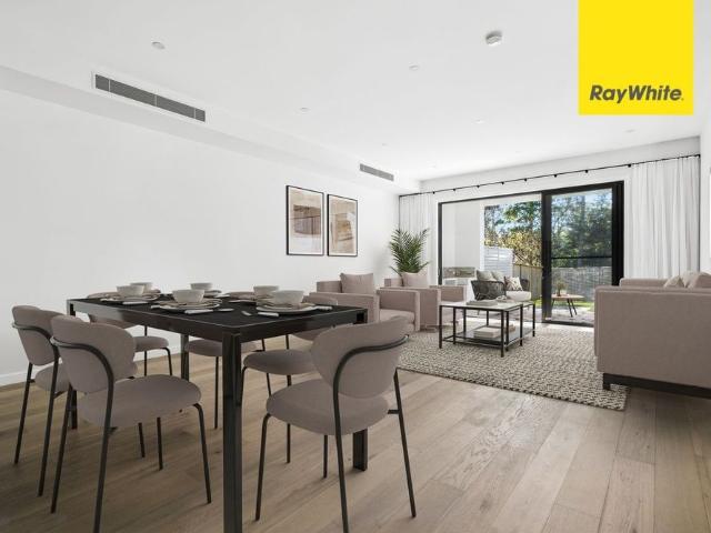 Near New Family Oasis Walk to Shops, Cafes & Transport