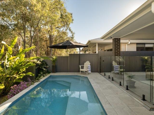 Near New Family Living Backing onto Nature