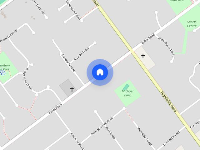 Near New Family Living in Highfields