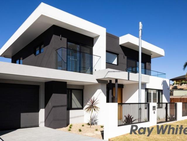 Near New Family Residence in Kogarah Bay