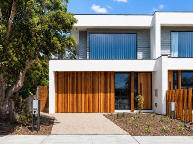 NEAR NEW FAMILY TOWNHOUSE IN SOUGHT AFTER LOCATION
