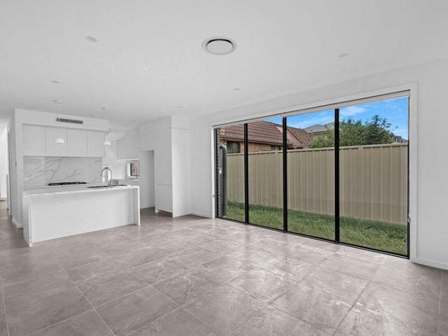 FOUR BEDROOM DUPLEX