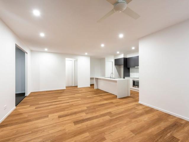 NEAR NEW FOUR BEDROOM HOME IN BARGARA!