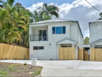 NEAR NEW FULLY FURNISHED, DESIGNER STUDIO APARTMENTS BILLS INCLUDED!