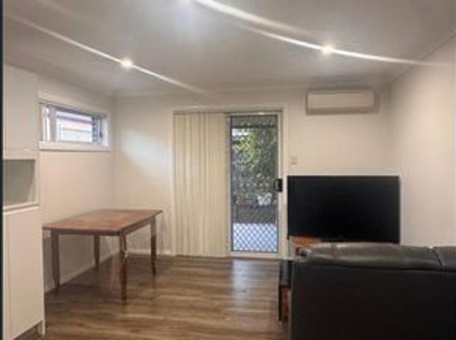 Near New Granny Flat for Rent