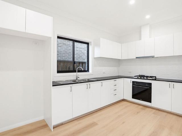 Near New Granny Flat Located In Box Hill!