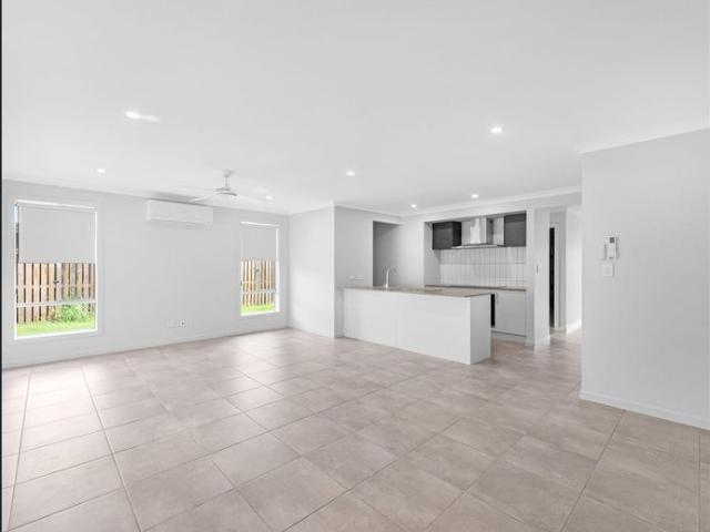 Near New home in Wondunna $680 Per week