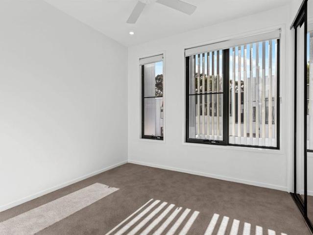 NEAR NEW LIVING IN RIVERFRONT *Please note the rent will increase to $850.00PW from 16/09/2026