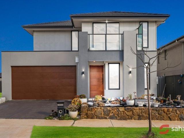 Near New Luxury Custom Build By SHERRIDON HOMES