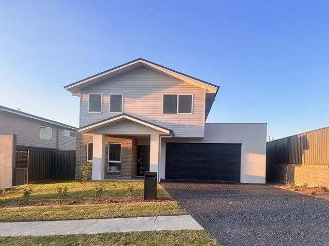 NEAR NEW LUXURY BUILT 4 BEDROOM HOME! NEST OR INVEST