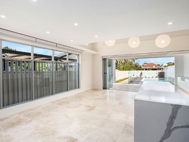 Near New Luxury Retreat for Entertaining Excellence