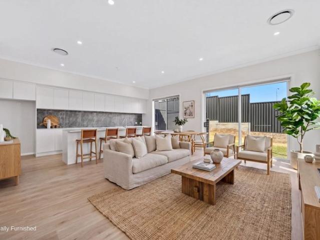 Near New Luxury Residence in Wilton