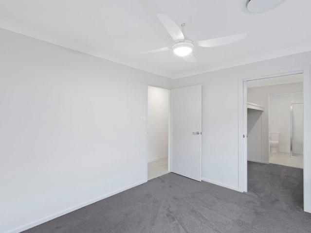 NEAR NEW MODERN DUPLEX IN SORT AFTER LOCATION