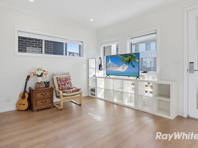 Near New Modern Family Home