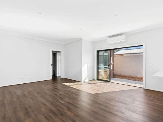 Near new Modern Living in Norlane