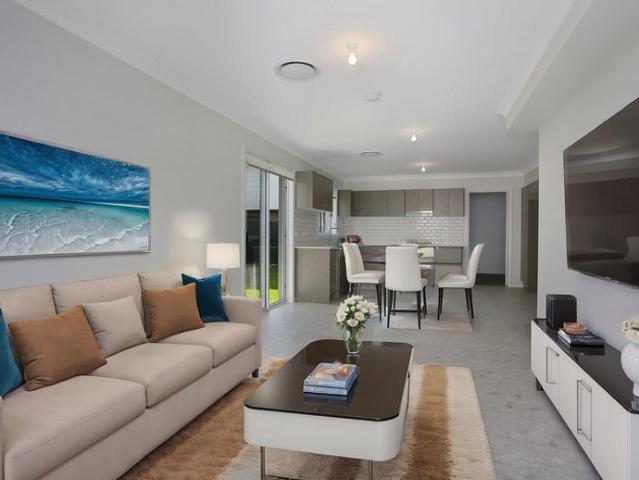 Near New Modern townhouse in a quieter location