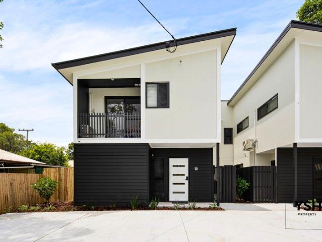 NEAR NEW ONE BEDROOM APARTMENT BILLS INCLUDED electricity, water & internet $400.00 PER WEEK!