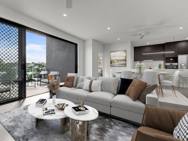 Near New Penthouse in Central Location