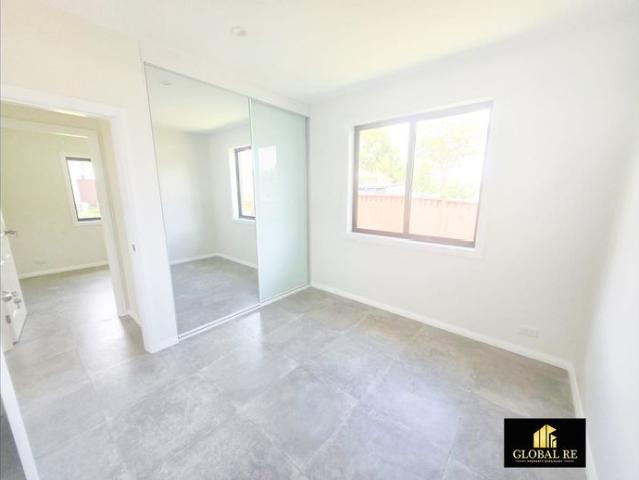 Near New Solid 2 Bedroom Granny Flat In Prime Location Of Mount Pritchard