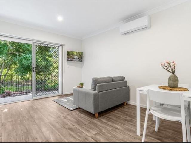 NEAR NEW STUDIO UNIT IN SUNNYBANK