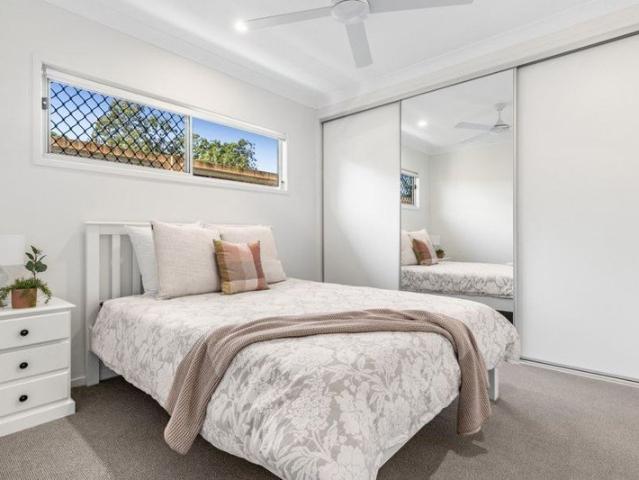 NEAR NEW STUDIO UNIT IN SUNNYBANK