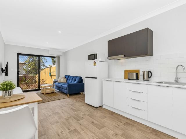 NEAR NEW STUDIO UNIT QUIET ACACIA RIDGE LOCATION